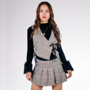Conjunto: Falda + Chaleco Black Bear